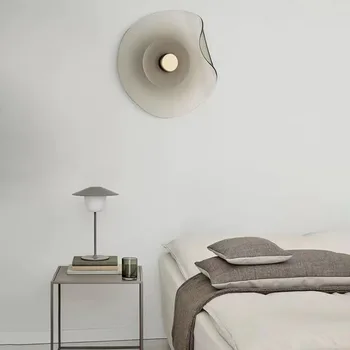 Настенный светильник из стекла в скандинавском постмодернизме, креативная спальня, прикроватная гостиная, простая модель комнаты, настенный светильник для украшения фона